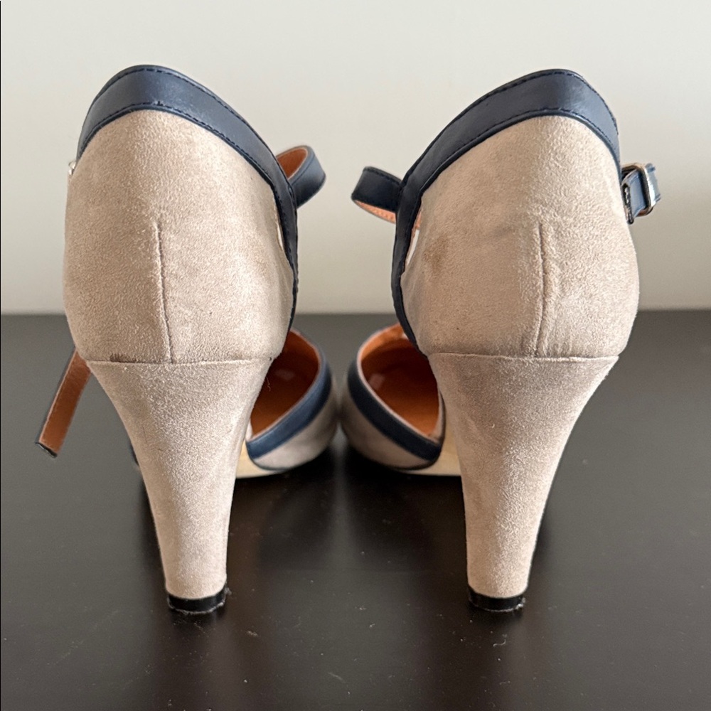 Chelsea Crew Grey and Navy Heels - Picture 8 of 10